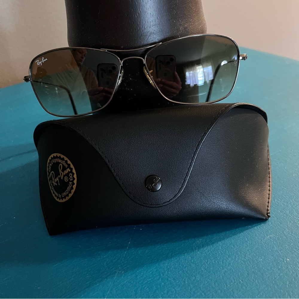 Ray Ban Aviator Sunglasses